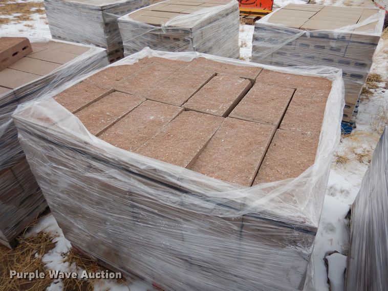 image for item MR9688 Approximately 1,680 bricks