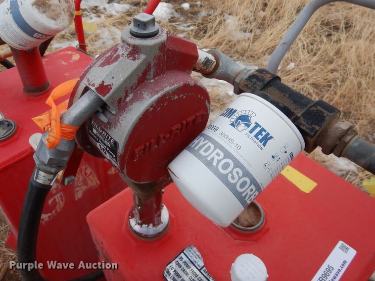 image for item MR9695 (2) Handy fuel tanks