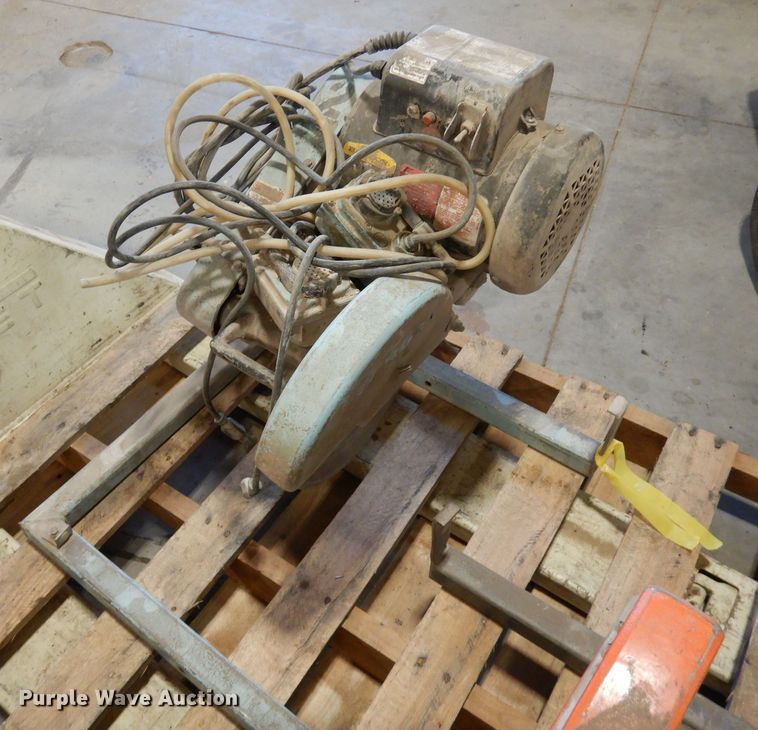 image for item MR9699 (2) tile saws