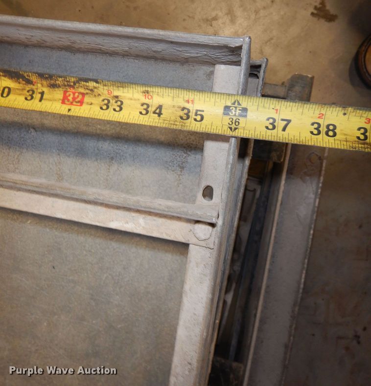 image for item MR9699 (2) tile saws