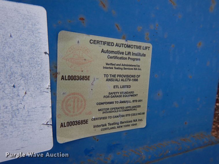 image for item MR9700 Bend Pak  automotive lift