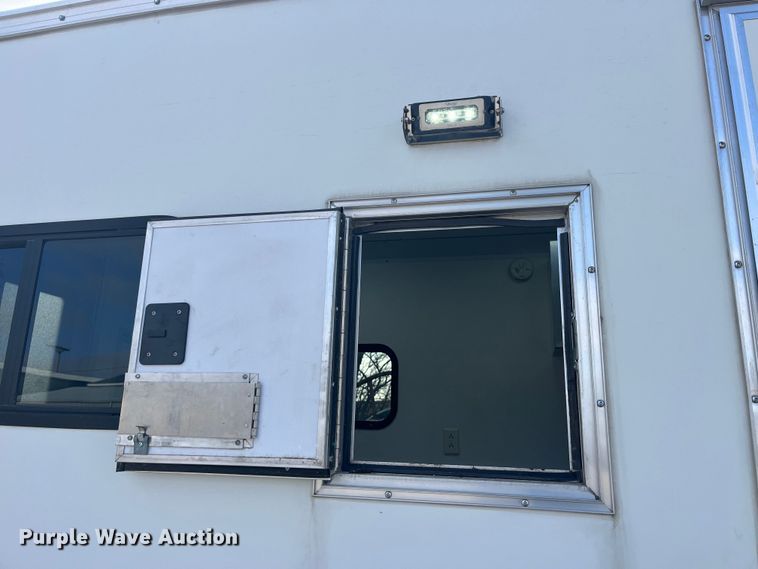 image for item MW9457 2016 Mobile Tech MTT610TA2  fiber optic splicing trailer