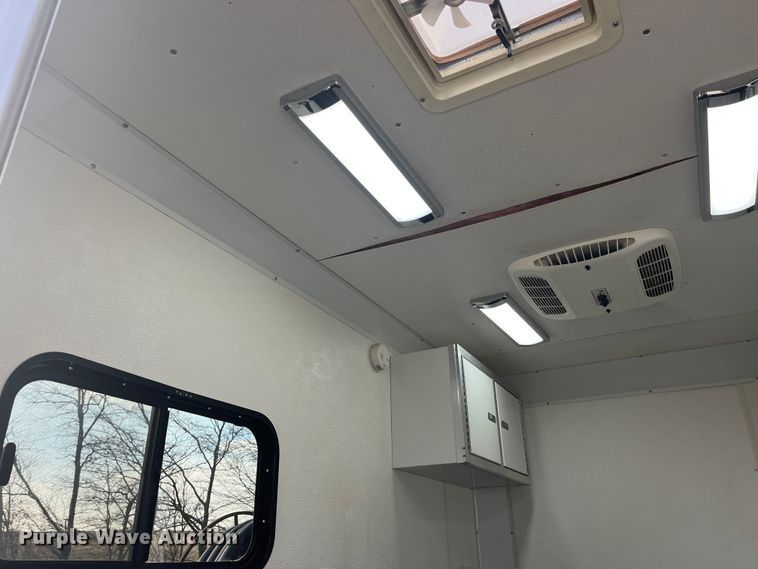 image for item MW9457 2016 Mobile Tech MTT610TA2  fiber optic splicing trailer