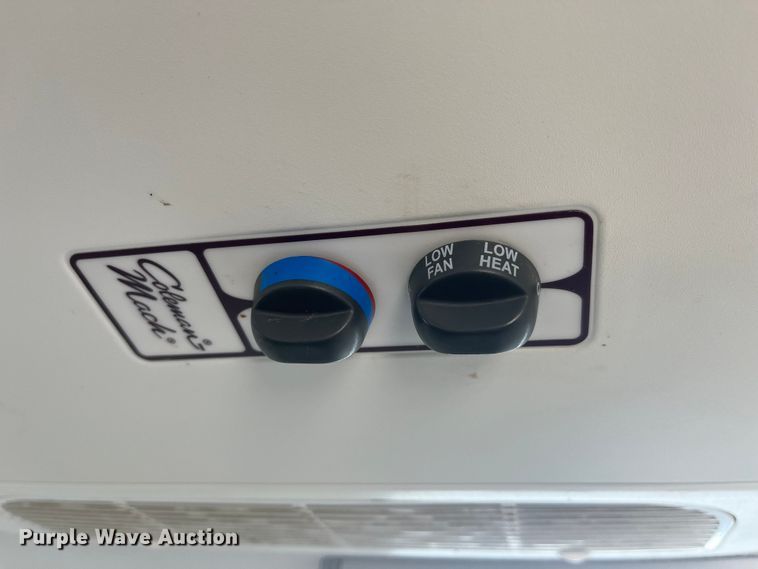 image for item MW9457 2016 Mobile Tech MTT610TA2  fiber optic splicing trailer