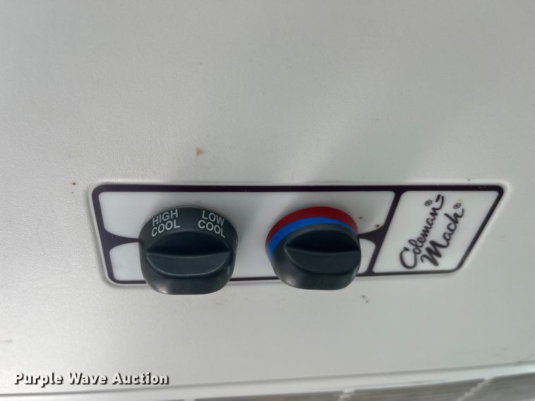 image for item MW9457 2016 Mobile Tech MTT610TA2  fiber optic splicing trailer