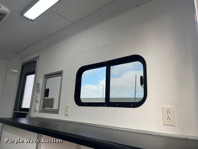 image for item MW9457 2016 Mobile Tech MTT610TA2  fiber optic splicing trailer