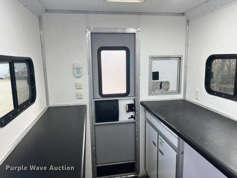 image for item MW9457 2016 Mobile Tech MTT610TA2  fiber optic splicing trailer