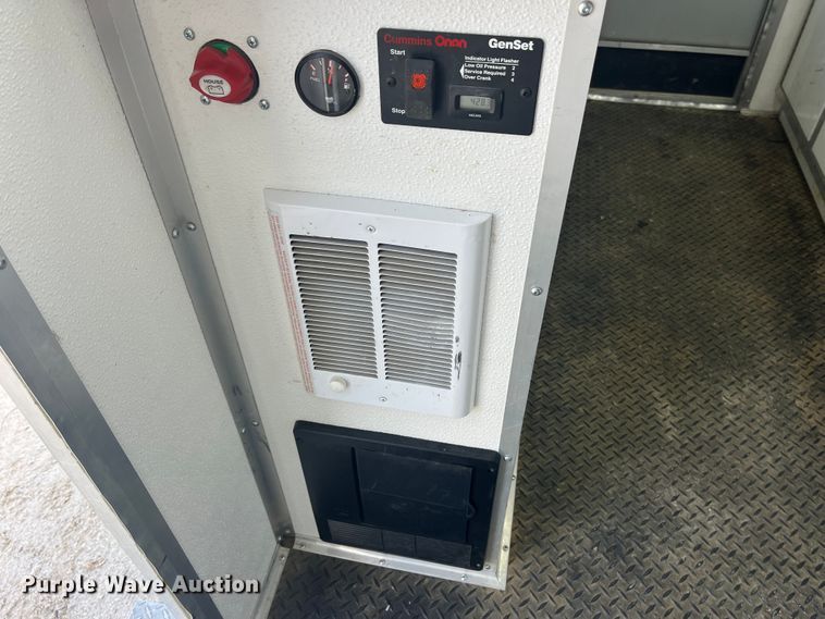 image for item MW9457 2016 Mobile Tech MTT610TA2  fiber optic splicing trailer