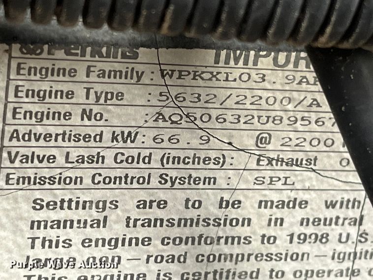 image for item MW9458 1998 Case IH CX90  MFWD tractor