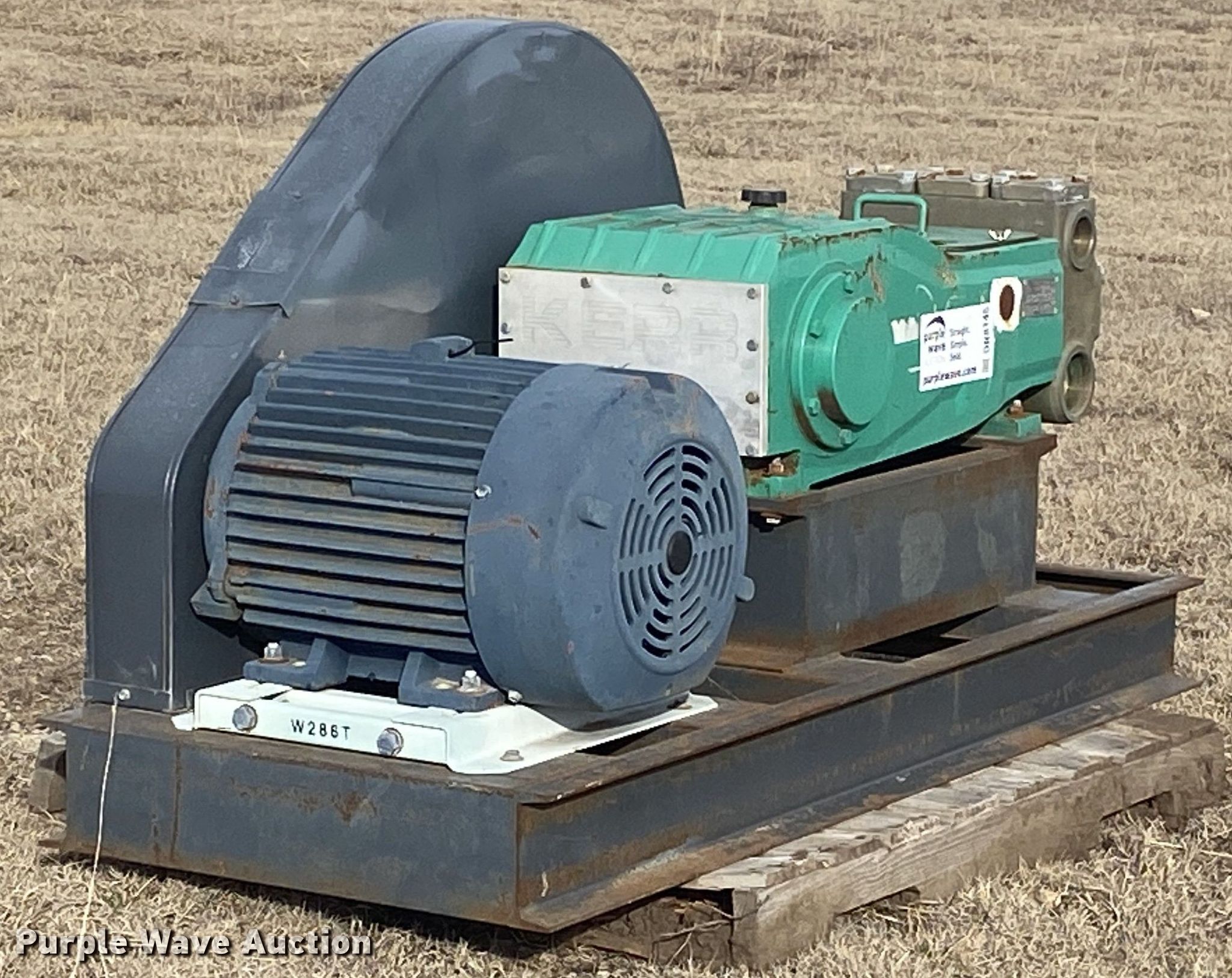 Kerr Pump KP3300 triplex plunger pump in Drumright, OK Item DN8145 sold Purple Wave