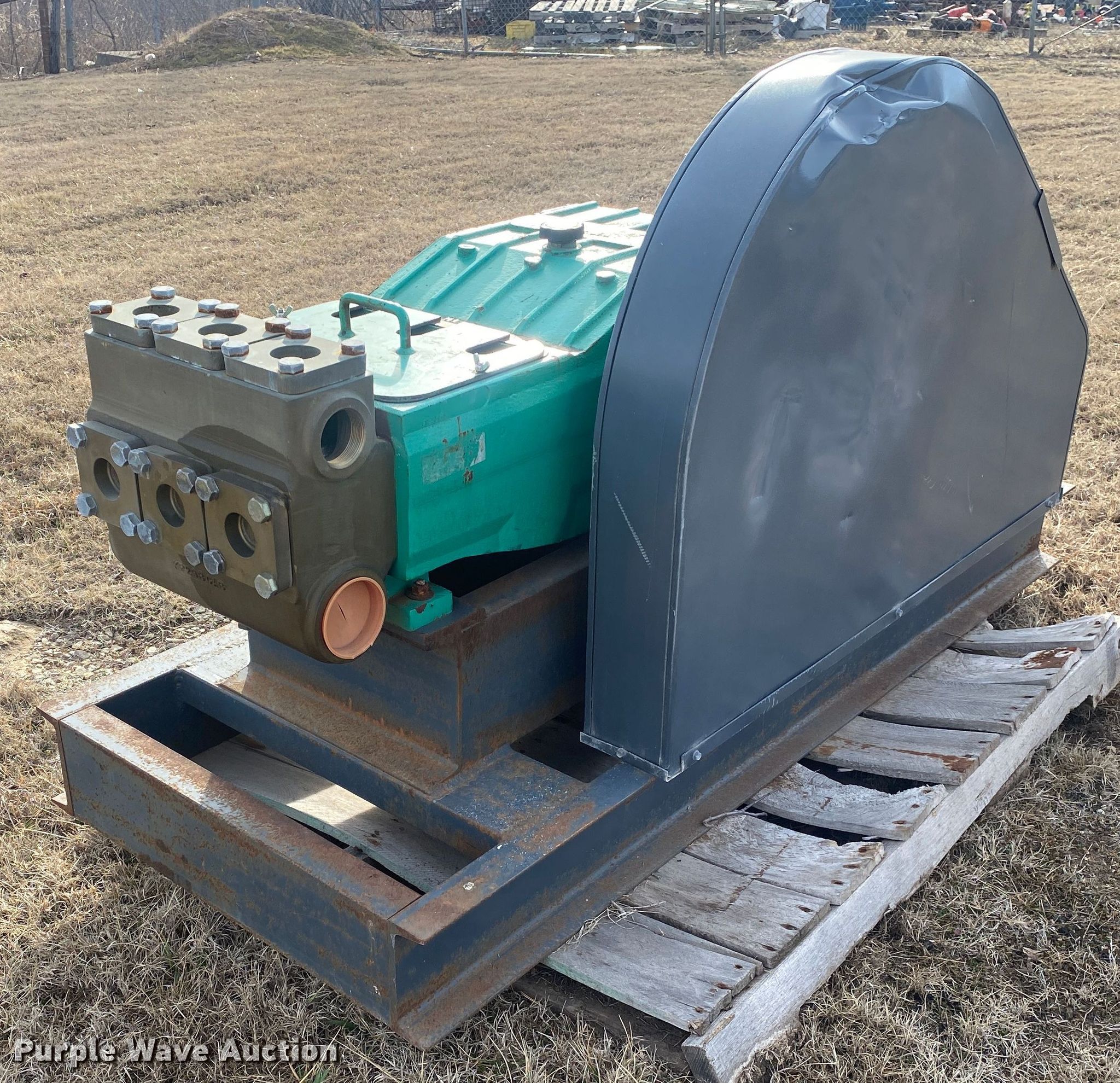 Kerr Pump KP3300 triplex plunger pump in Drumright, OK Item DN8145 sold Purple Wave