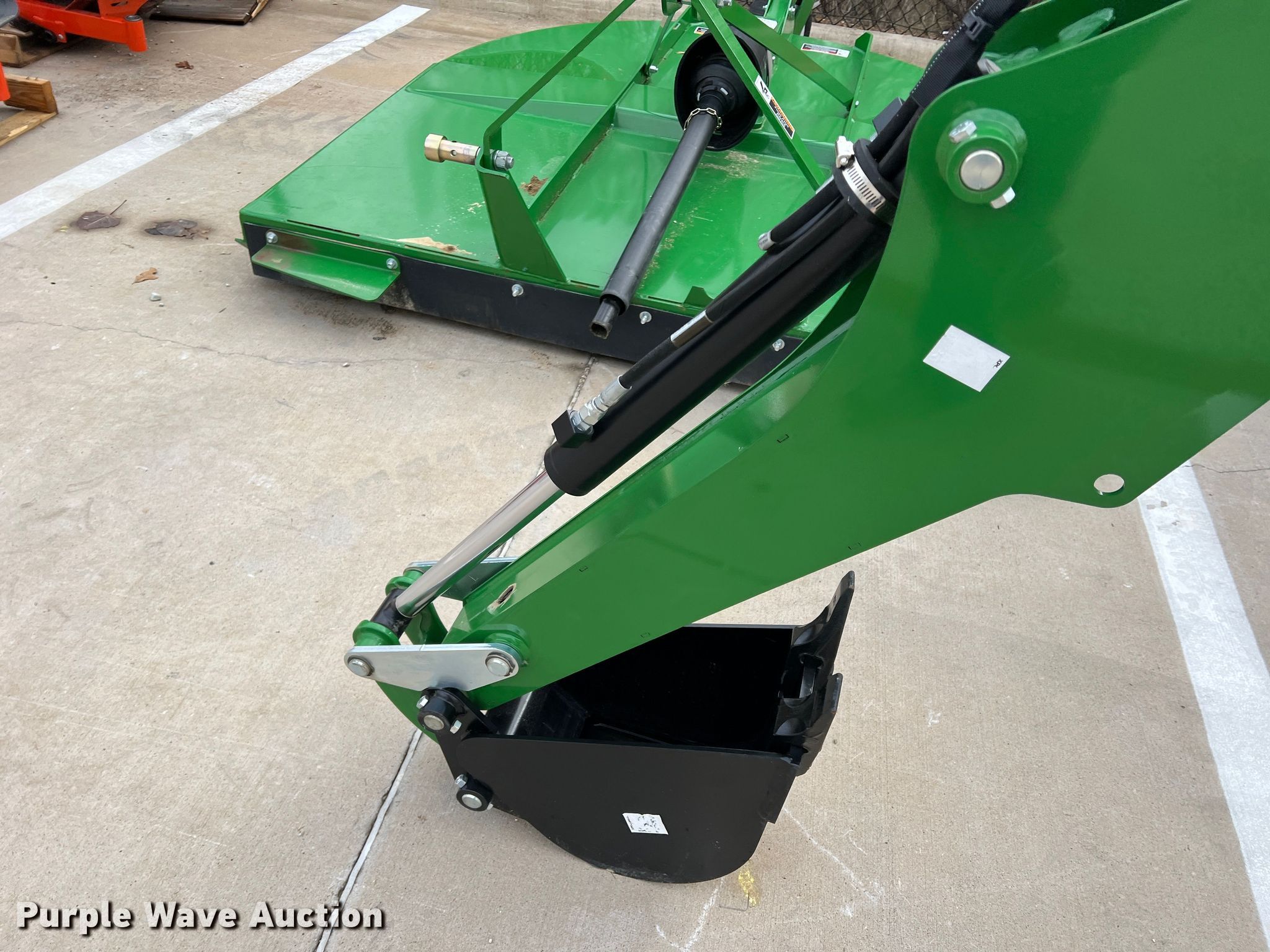 John Deere 270B backhoe attachment in Grapevine, TX Item DS2726 sold