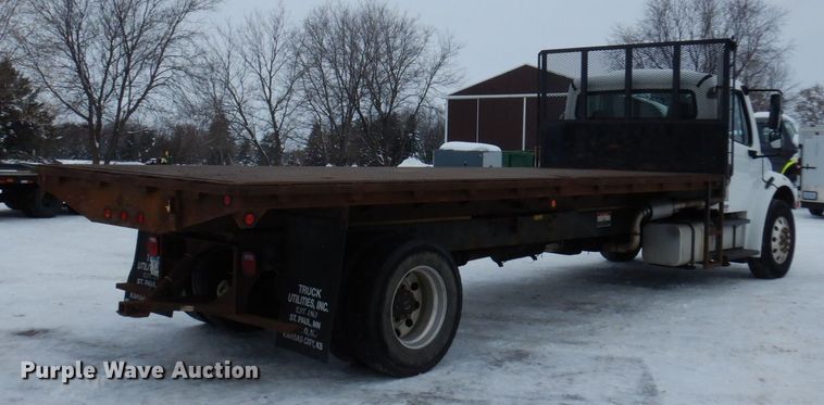 image for item AF9310 2005 Freightliner Business Class M2  dump flatbed truck