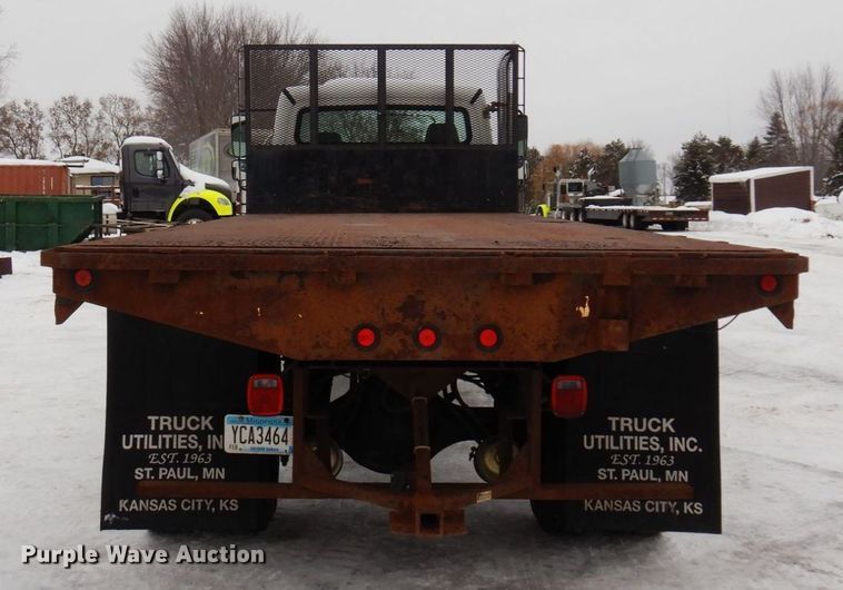 image for item AF9310 2005 Freightliner Business Class M2  dump flatbed truck