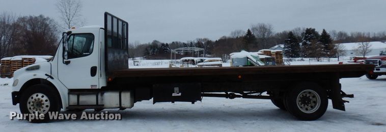 image for item AF9310 2005 Freightliner Business Class M2  dump flatbed truck