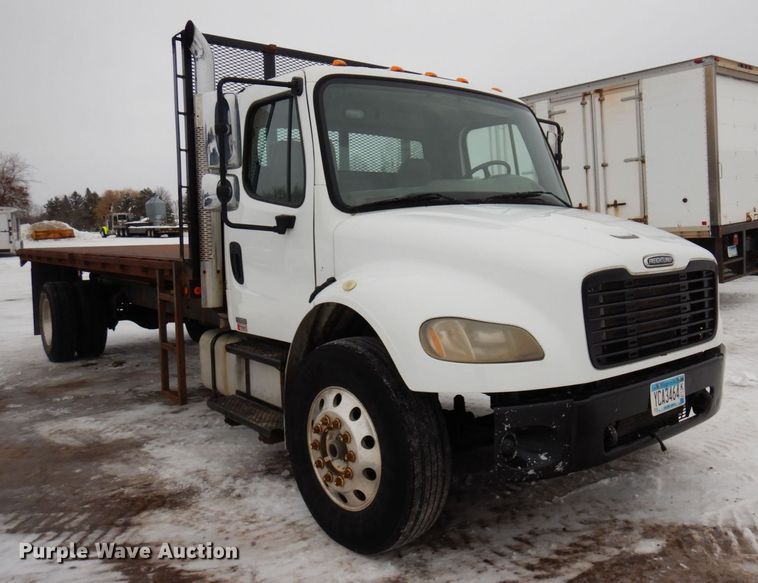 image for item AF9310 2005 Freightliner Business Class M2  dump flatbed truck