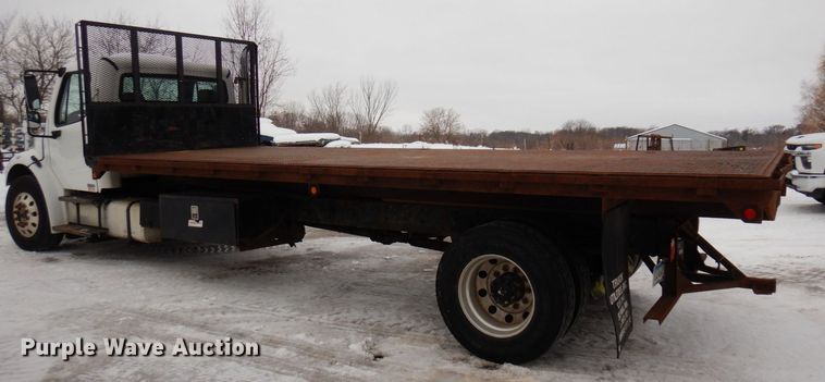 image for item AF9310 2005 Freightliner Business Class M2  dump flatbed truck