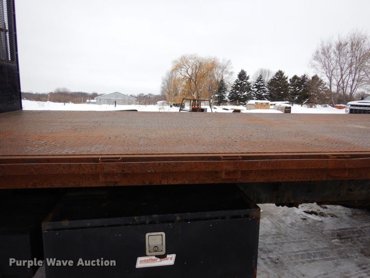 image for item AF9310 2005 Freightliner Business Class M2  dump flatbed truck