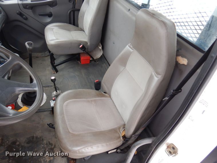 image for item AF9310 2005 Freightliner Business Class M2  dump flatbed truck