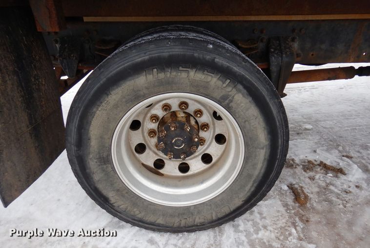 image for item AF9310 2005 Freightliner Business Class M2  dump flatbed truck