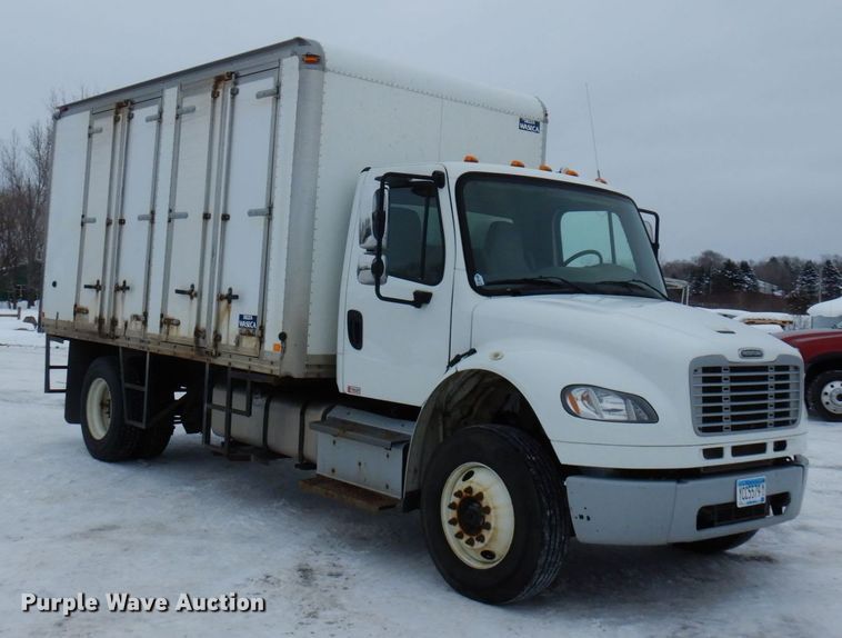 image for item AF9311 2015 Freightliner Business Class M2  box truck