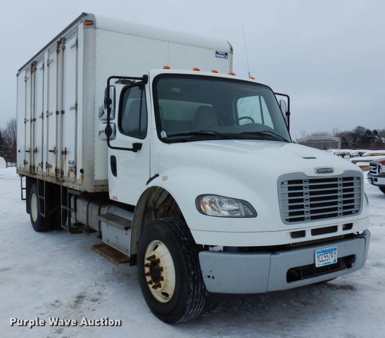 image for item AF9311 2015 Freightliner Business Class M2  box truck