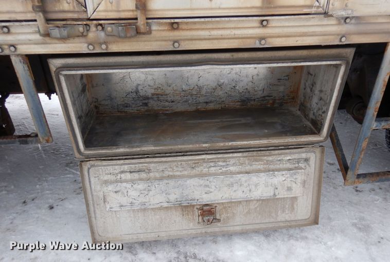 image for item AF9311 2015 Freightliner Business Class M2  box truck