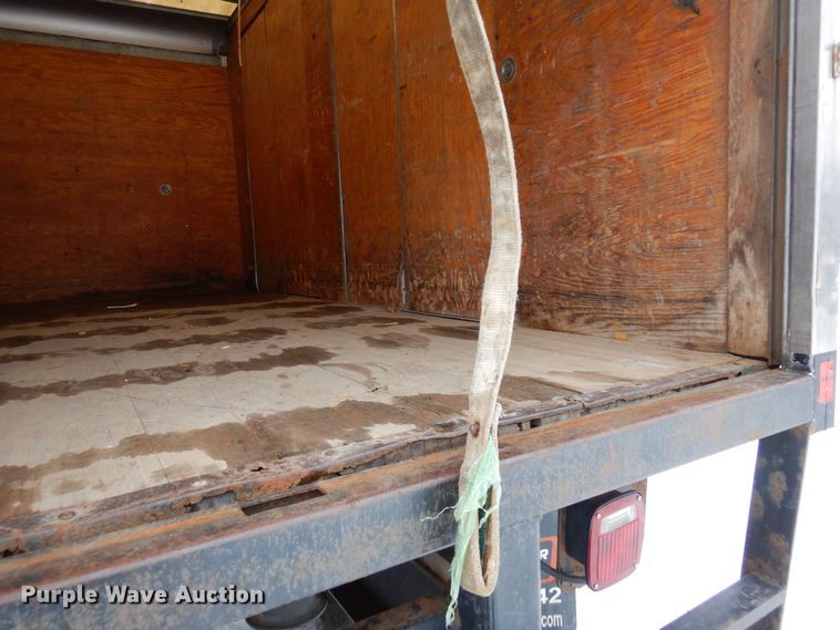 image for item AF9311 2015 Freightliner Business Class M2  box truck