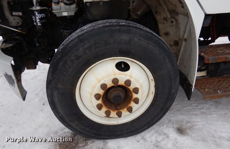 image for item AF9311 2015 Freightliner Business Class M2  box truck