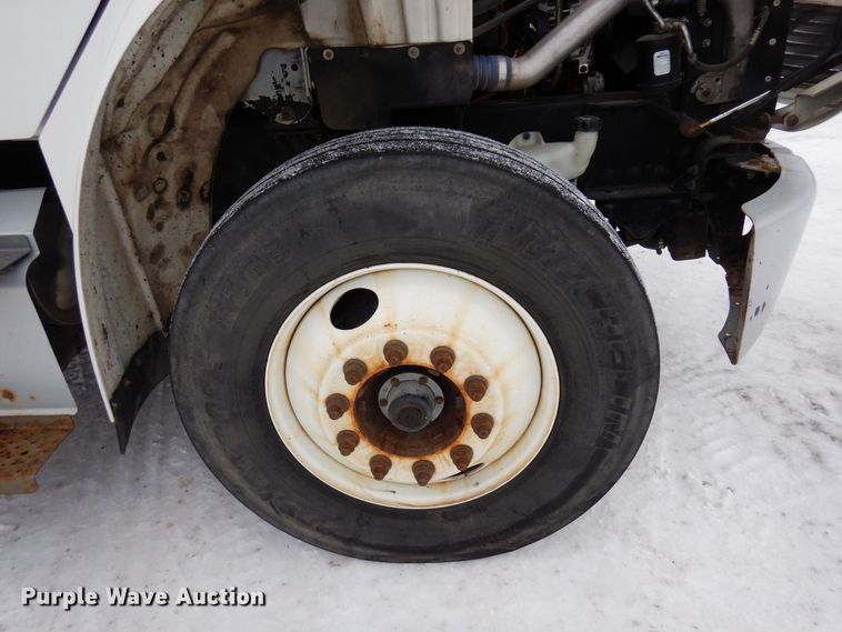 image for item AF9311 2015 Freightliner Business Class M2  box truck