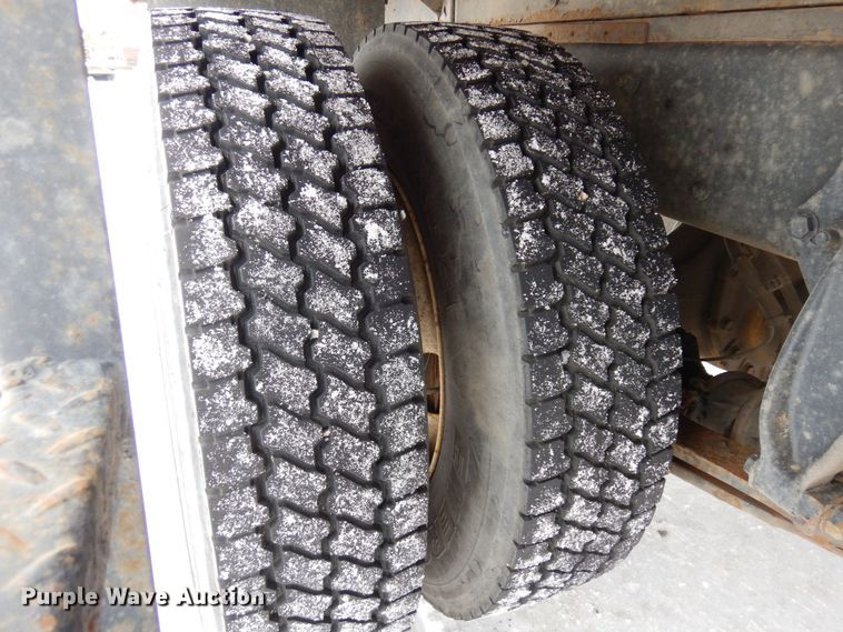 image for item AF9311 2015 Freightliner Business Class M2  box truck