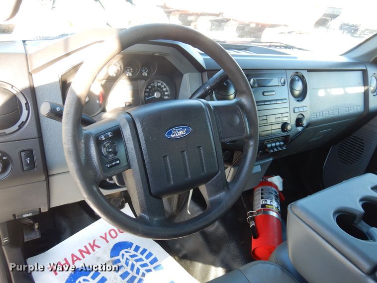 image for item AF9347 2012 Ford F550 Super Duty XL  utility / service truck