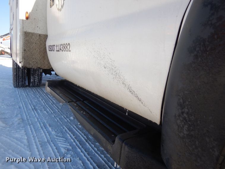 image for item AF9347 2012 Ford F550 Super Duty XL  utility / service truck