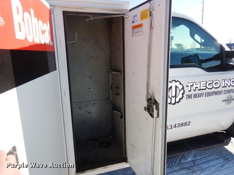 image for item AF9347 2012 Ford F550 Super Duty XL  utility / service truck