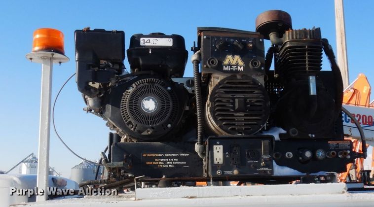 image for item AF9347 2012 Ford F550 Super Duty XL  utility / service truck