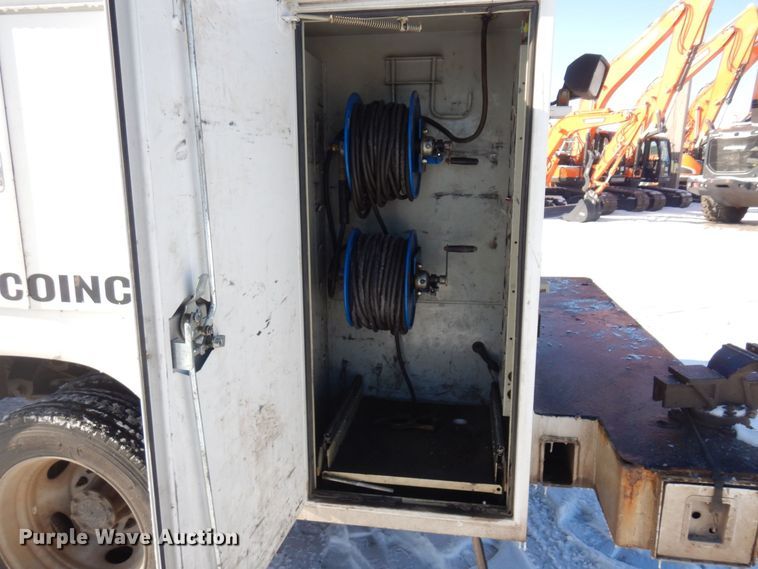 image for item AF9347 2012 Ford F550 Super Duty XL  utility / service truck