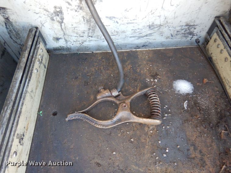 image for item AF9347 2012 Ford F550 Super Duty XL  utility / service truck