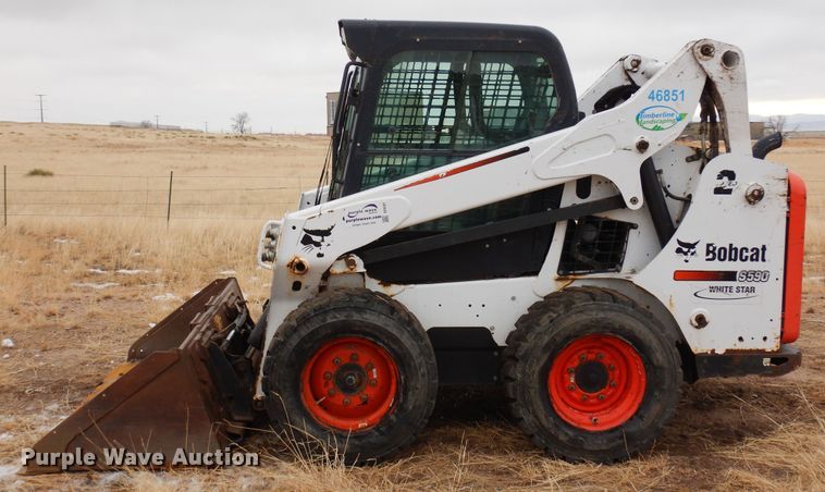 image for item DF8287 2015 Bobcat S590  skid steer loader