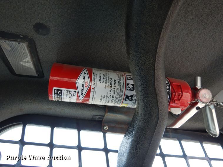 image for item DF8287 2015 Bobcat S590  skid steer loader