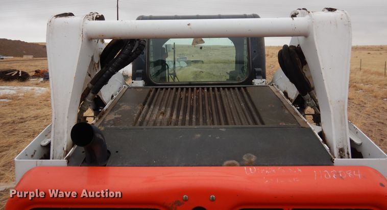 image for item DF8287 2015 Bobcat S590  skid steer loader