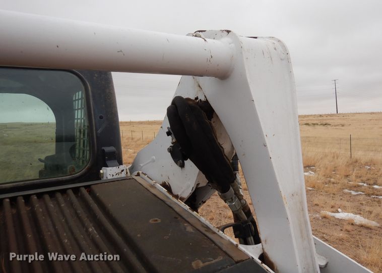 image for item DF8287 2015 Bobcat S590  skid steer loader