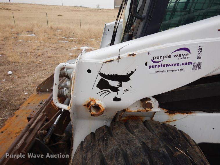 image for item DF8287 2015 Bobcat S590  skid steer loader