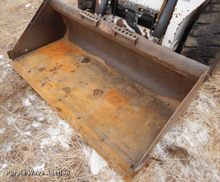 image for item DF8288 2015 Bobcat S590  skid steer loader