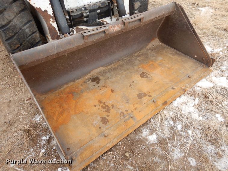 image for item DF8288 2015 Bobcat S590  skid steer loader