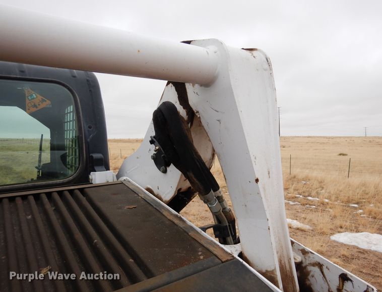 image for item DF8288 2015 Bobcat S590  skid steer loader