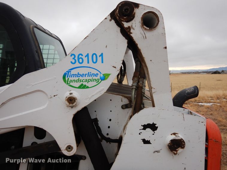 image for item DF8288 2015 Bobcat S590  skid steer loader