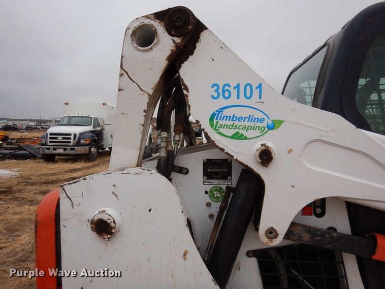 image for item DF8288 2015 Bobcat S590  skid steer loader