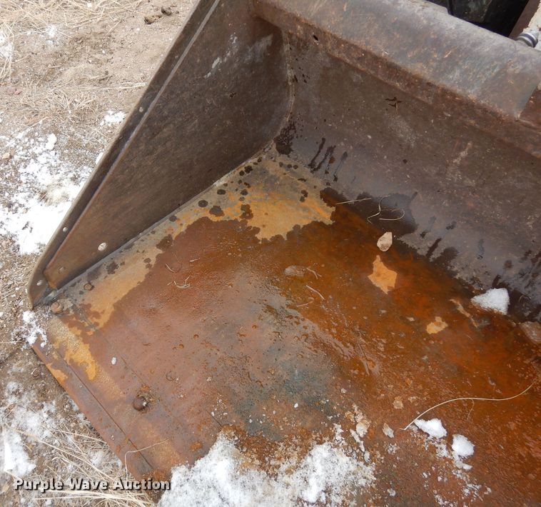 image for item DF8289 2015 Bobcat S590  skid steer loader