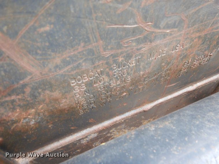 image for item DF8289 2015 Bobcat S590  skid steer loader