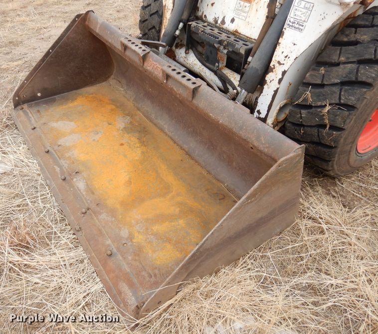 image for item DF8290 2014 Bobcat S590  skid steer loader